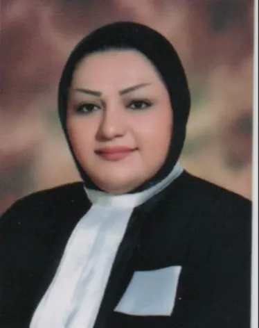 سرکار-خانم-رویا-علیزاده-وکیل-پایه-یک-دادگستری